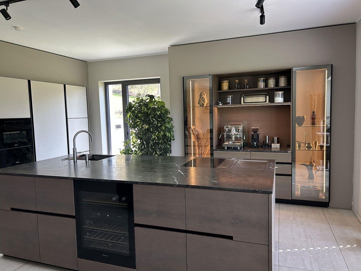 Predaj domu 262 m², pozemek 1.027 m², Steindorf am Ossiacher See, Korutánsko Predaj domu 262 m², pozemek 1.027 m², Steindorf am Ossiacher See, Korutánsko