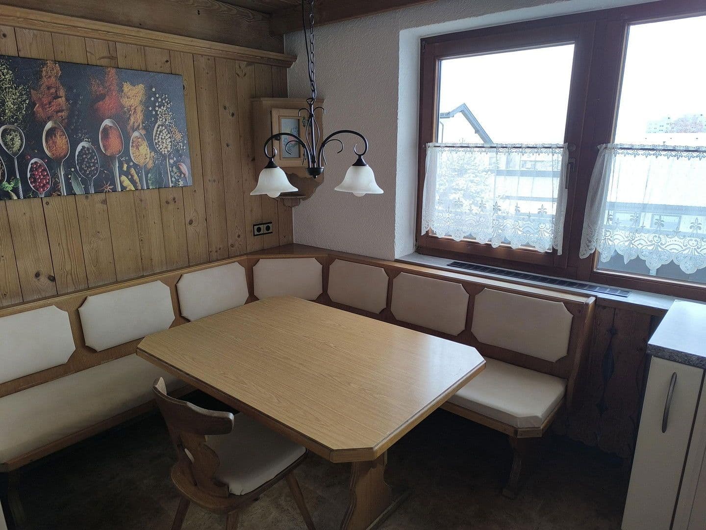 Prenájom bytu 3-izbový 85 m², Jenbach, Tirolsko Prenájom bytu 3-izbový 85 m², Jenbach, Tirolsko