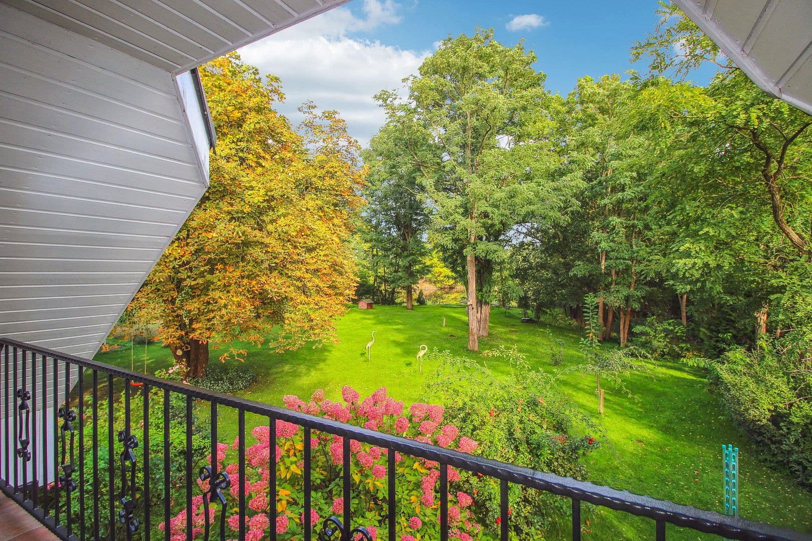 Predaj domu 234 m², pozemek 16.257 m², Am Mellensee, Brandenbursko Predaj domu 234 m², pozemek 16.257 m², Am Mellensee, Brandenbursko