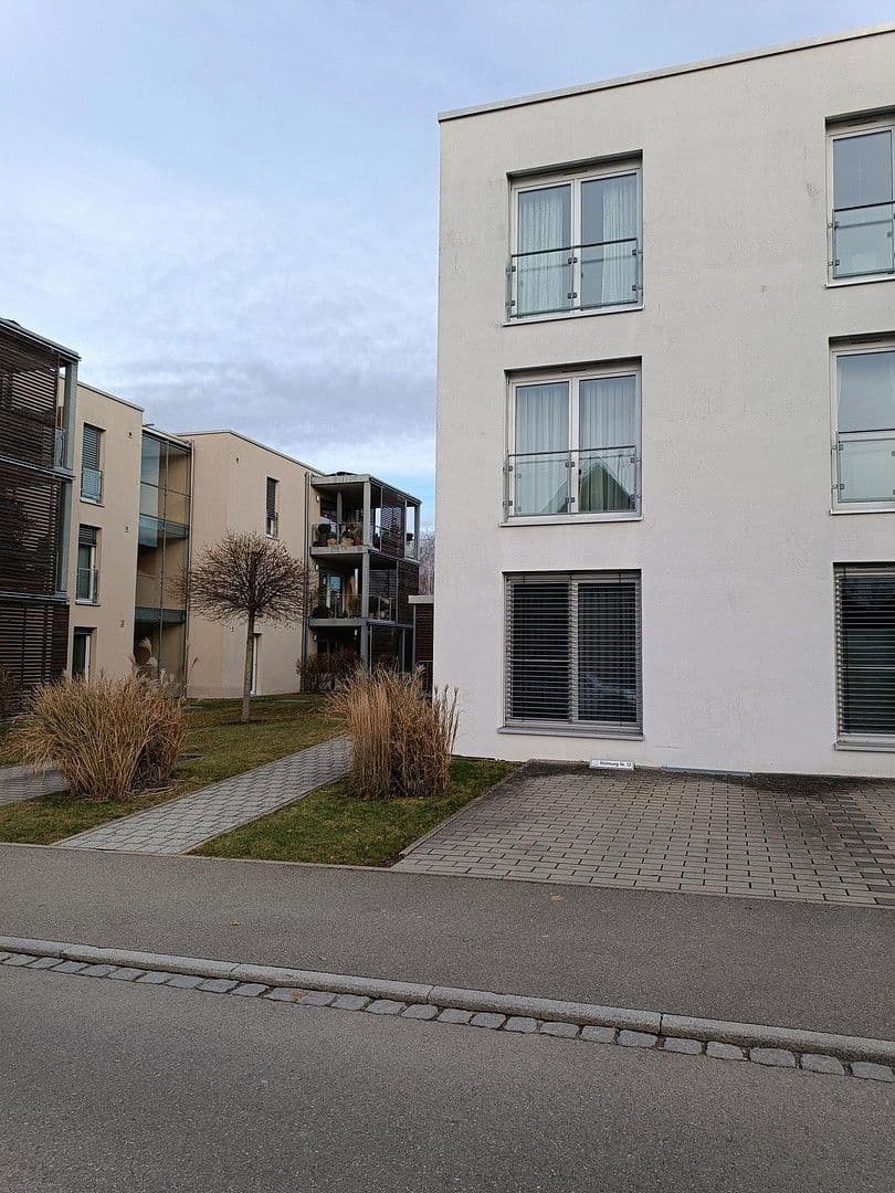 Prenájom bytu 4-izbový 95 m², Mössingen, Bádensko-Wurttembersko Prenájom bytu 4-izbový 95 m², Mössingen, Bádensko-Wurttembersko