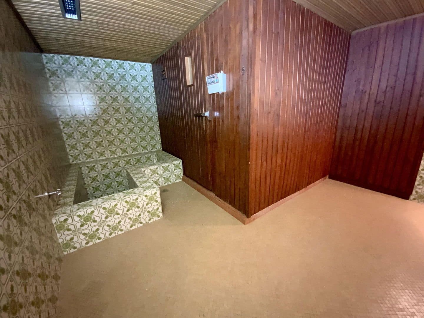 Predaj domu 872 m², pozemek 25.421 m², Sankt Veit an der Glan, Korutánsko Predaj domu 872 m², pozemek 25.421 m², Sankt Veit an der Glan, Korutánsko