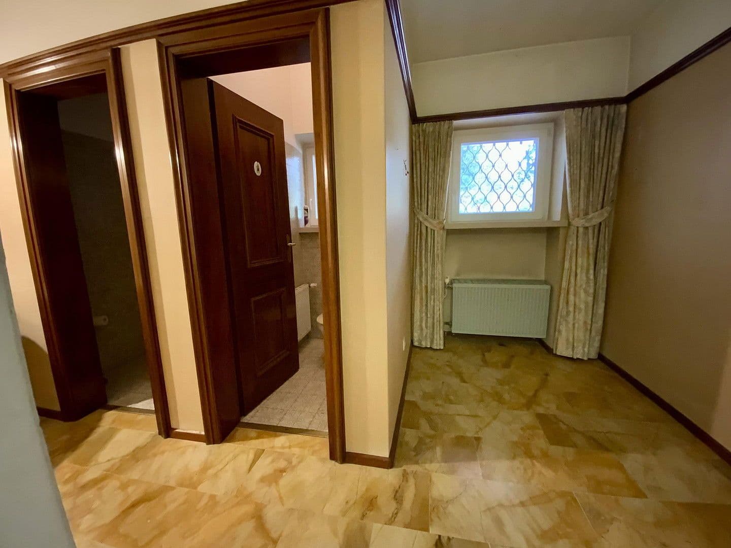 Predaj domu 872 m², pozemek 25.421 m², Sankt Veit an der Glan, Korutánsko Predaj domu 872 m², pozemek 25.421 m², Sankt Veit an der Glan, Korutánsko