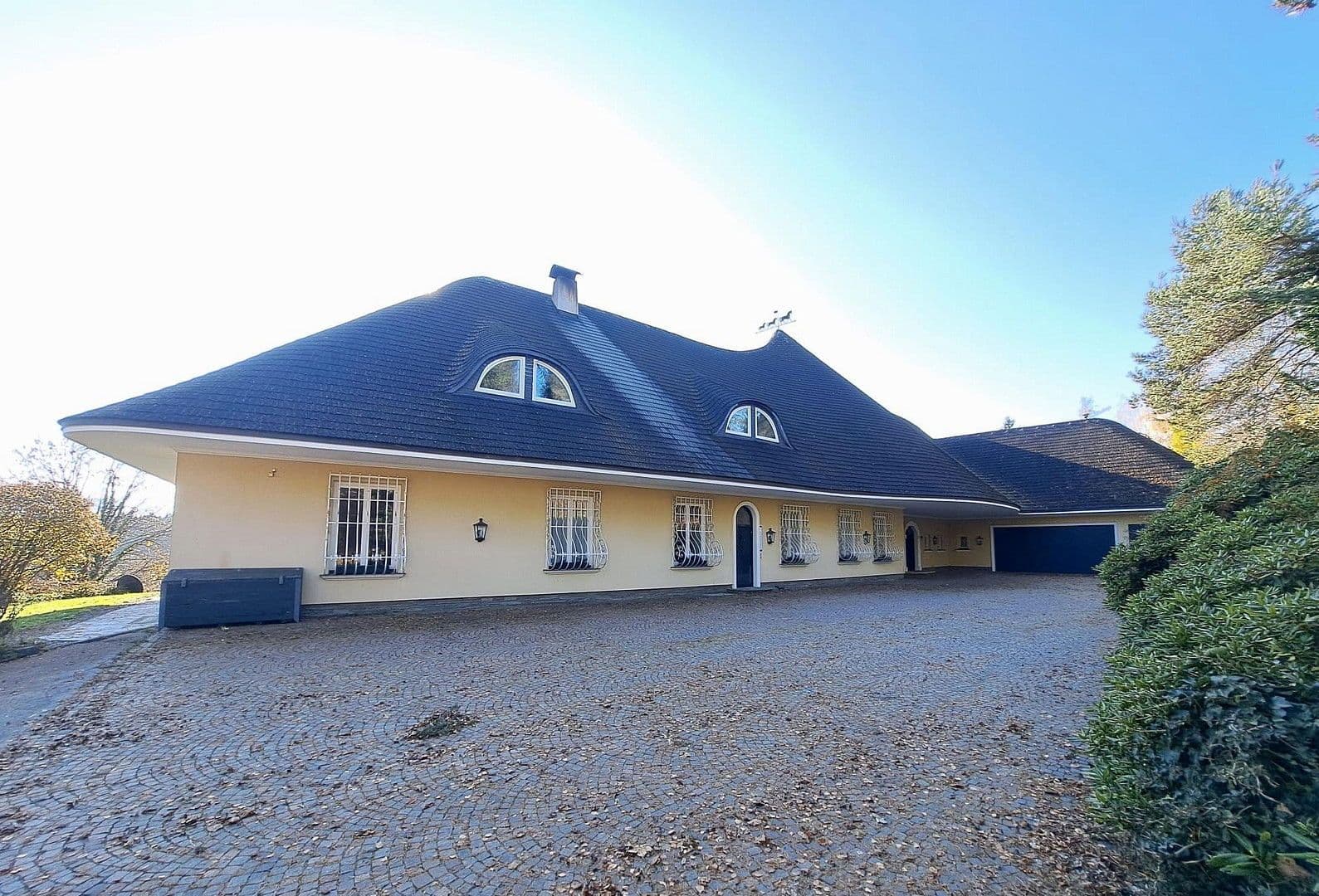 Predaj domu 872 m², pozemek 25.421 m², Sankt Veit an der Glan, Korutánsko Predaj domu 872 m², pozemek 25.421 m², Sankt Veit an der Glan, Korutánsko