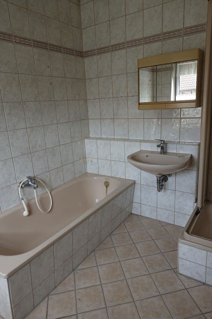 Predaj domu 185 m², pozemek 1.968 m², Neißemünde, Brandenbursko Predaj domu 185 m², pozemek 1.968 m², Neißemünde, Brandenbursko