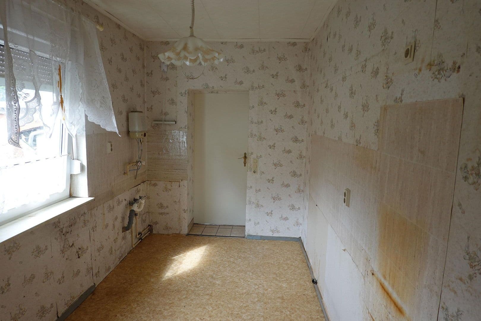 Predaj domu 185 m², pozemek 1.968 m², Neißemünde, Brandenbursko Predaj domu 185 m², pozemek 1.968 m², Neißemünde, Brandenbursko