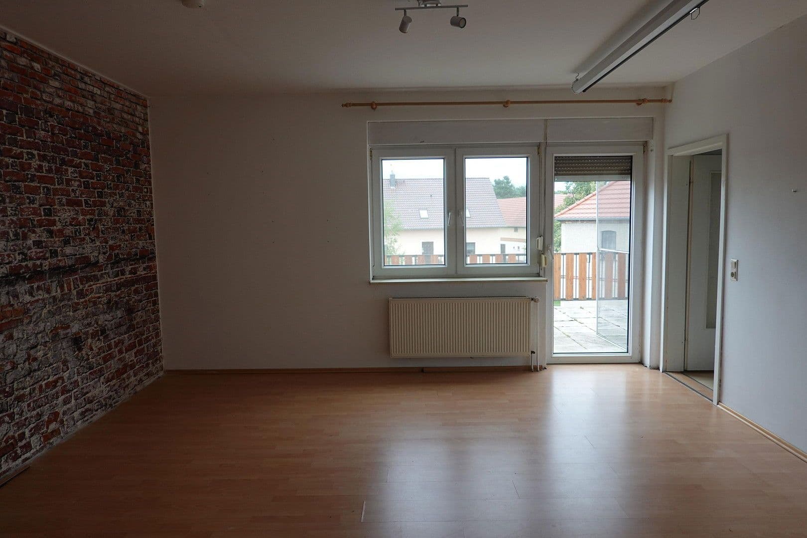 Predaj domu 185 m², pozemek 1.968 m², Neißemünde, Brandenbursko Predaj domu 185 m², pozemek 1.968 m², Neißemünde, Brandenbursko