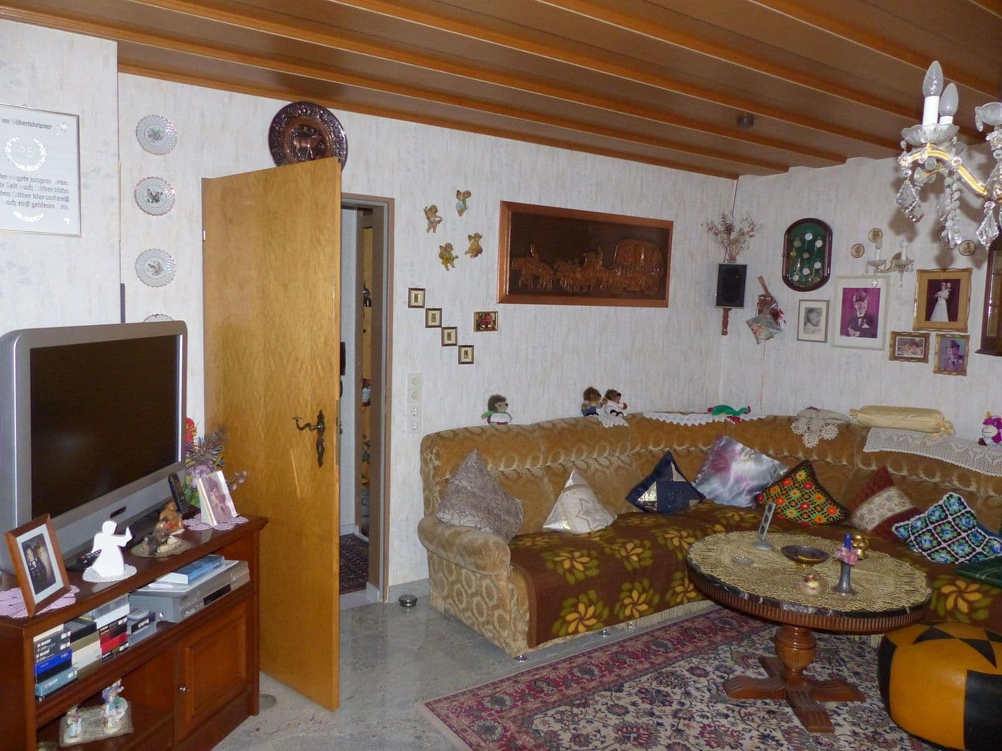 Predaj domu 262 m², pozemek 465 m², Ansbach-Meinhardswinden, Bavorsko Predaj domu 262 m², pozemek 465 m², Ansbach-Meinhardswinden, Bavorsko