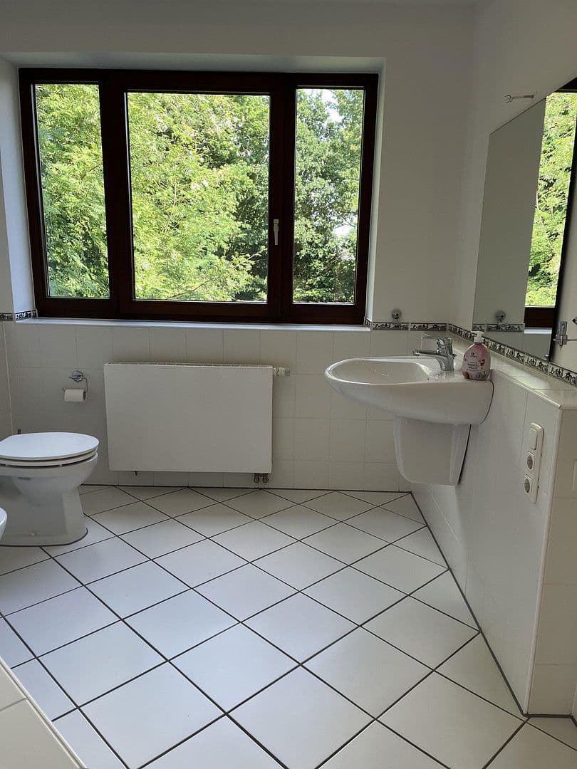 Predaj bytu 5-izbový 170 m², Bremer Straße 155a, Buchholz in der Nordheide, Dolné Sasko Predaj bytu 5-izbový 170 m², Bremer Straße 155a, Buchholz in der Nordheide, Dolné Sasko