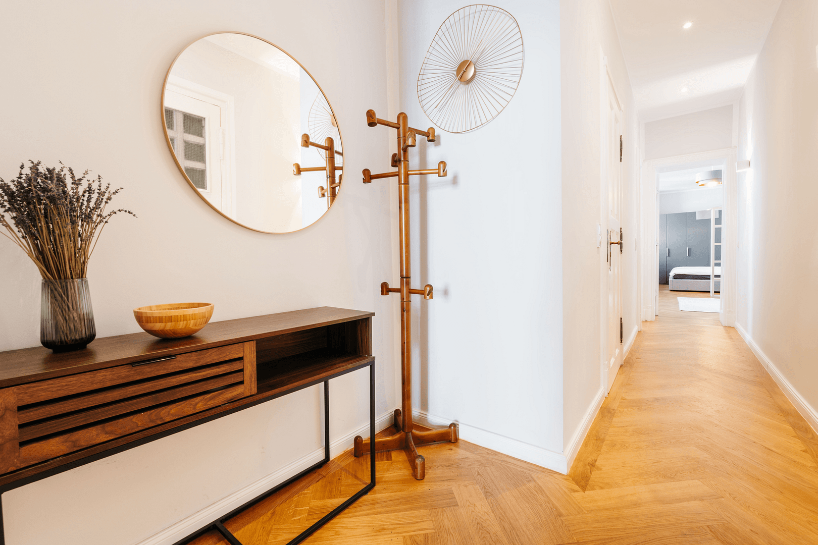 Prenájom bytu 5-izbový 165 m², Rumfordstraße 6, München, Bavorsko Prenájom bytu 5-izbový 165 m², Rumfordstraße 6, München, Bavorsko