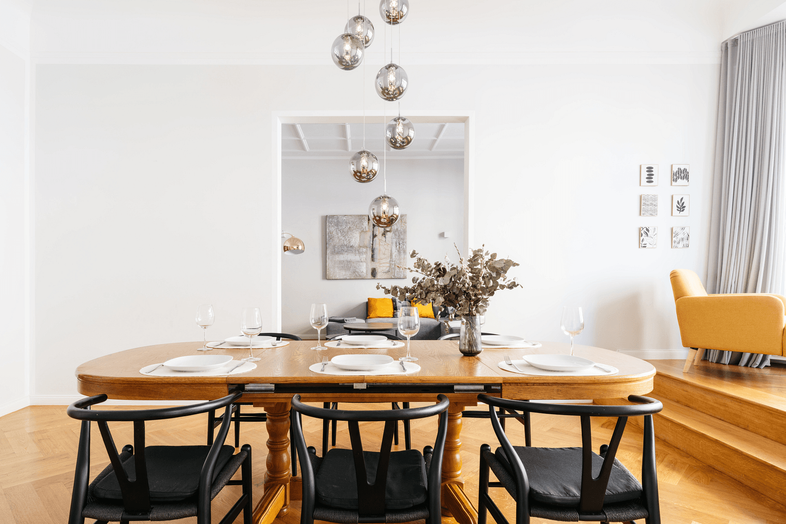 Prenájom bytu 5-izbový 165 m², Rumfordstraße 6, München, Bavorsko Prenájom bytu 5-izbový 165 m², Rumfordstraße 6, München, Bavorsko