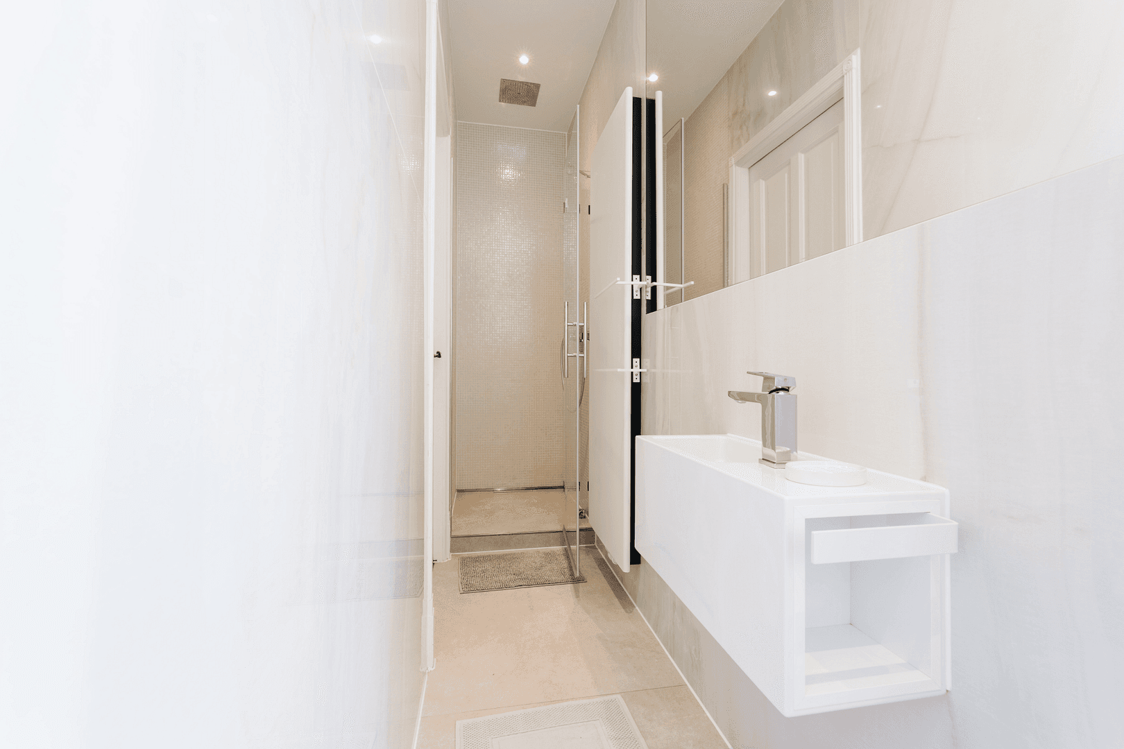 Prenájom bytu 5-izbový 165 m², Rumfordstraße 6, München, Bavorsko Prenájom bytu 5-izbový 165 m², Rumfordstraße 6, München, Bavorsko