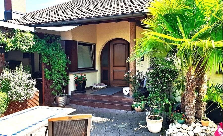 Predaj domu 406 m², pozemek 631 m², Augster Strasse 4, Rheinfelden (Baden), Bádensko-Wurttembersko Predaj domu 406 m², pozemek 631 m², Augster Strasse 4, Rheinfelden (Baden), Bádensko-Wurttembersko