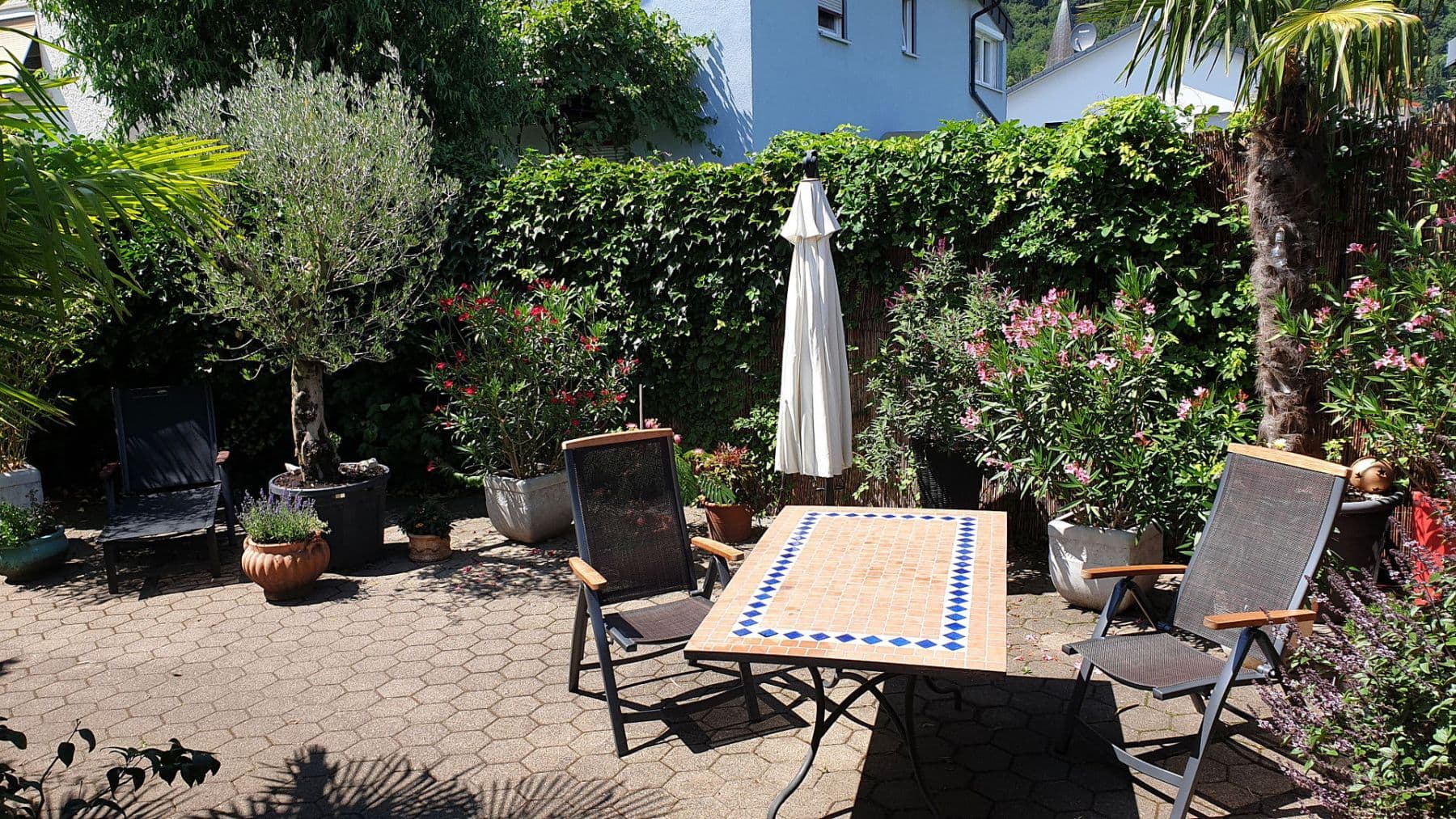 Predaj domu 406 m², pozemek 631 m², Augster Strasse 4, Rheinfelden (Baden), Bádensko-Wurttembersko Predaj domu 406 m², pozemek 631 m², Augster Strasse 4, Rheinfelden (Baden), Bádensko-Wurttembersko