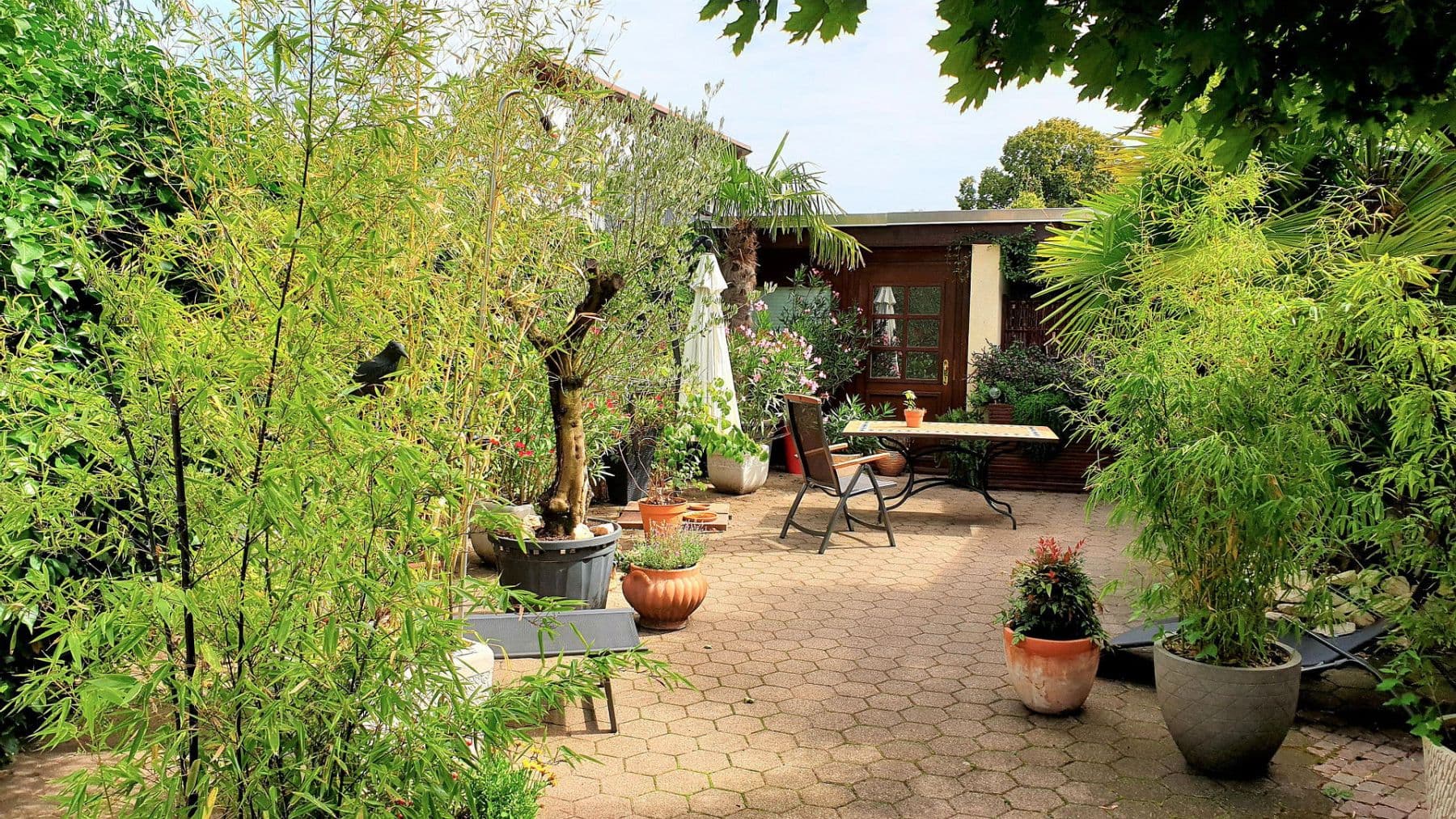 Predaj domu 406 m², pozemek 631 m², Augster Strasse 4, Rheinfelden (Baden), Bádensko-Wurttembersko Predaj domu 406 m², pozemek 631 m², Augster Strasse 4, Rheinfelden (Baden), Bádensko-Wurttembersko