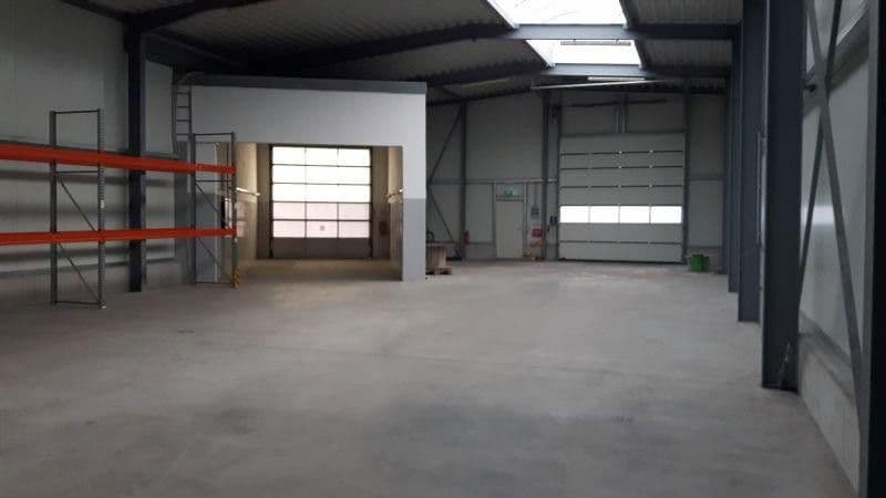 Prenájom nebytového priestoru 2.335 m², Dieselstr. 9, Arnsberg, Severné Porýnie - Westfálsko Prenájom nebytového priestoru 2.335 m², Dieselstr. 9, Arnsberg, Severné Porýnie - Westfálsko