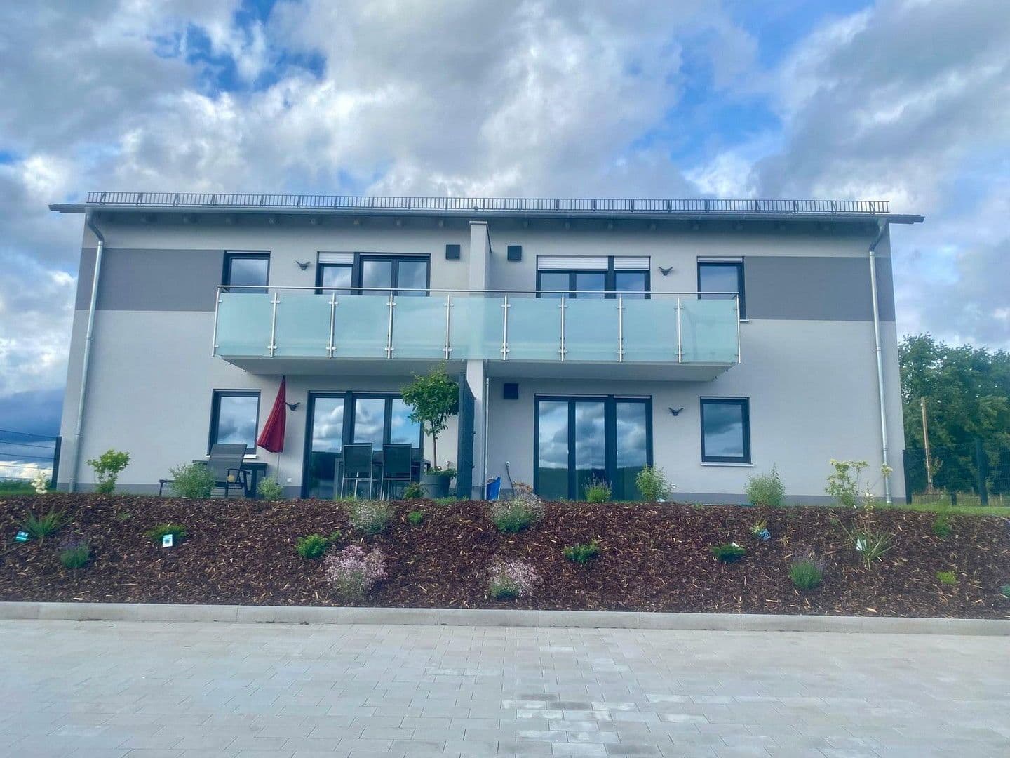 Prenájom bytu 3-izbový 80 m², Schwandorf, Bavorsko Prenájom bytu 3-izbový 80 m², Schwandorf, Bavorsko