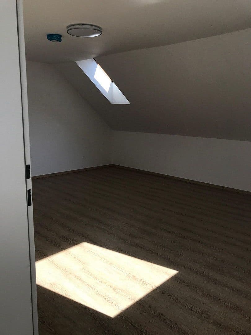 Prenájom bytu 3-izbový 77 m², Traun - St. Martin, Horné Rakúsko Prenájom bytu 3-izbový 77 m², Traun - St. Martin, Horné Rakúsko