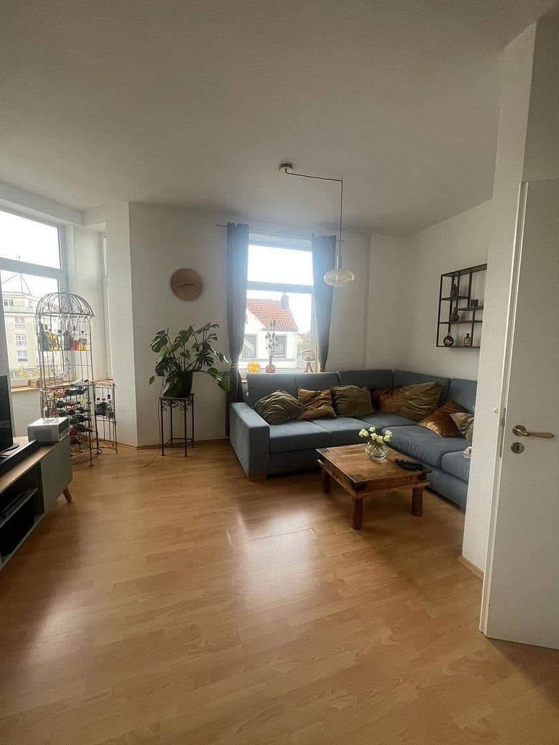 Prenájom bytu 4-izbový 107 m², Bremen, Brémy Prenájom bytu 4-izbový 107 m², Bremen, Brémy