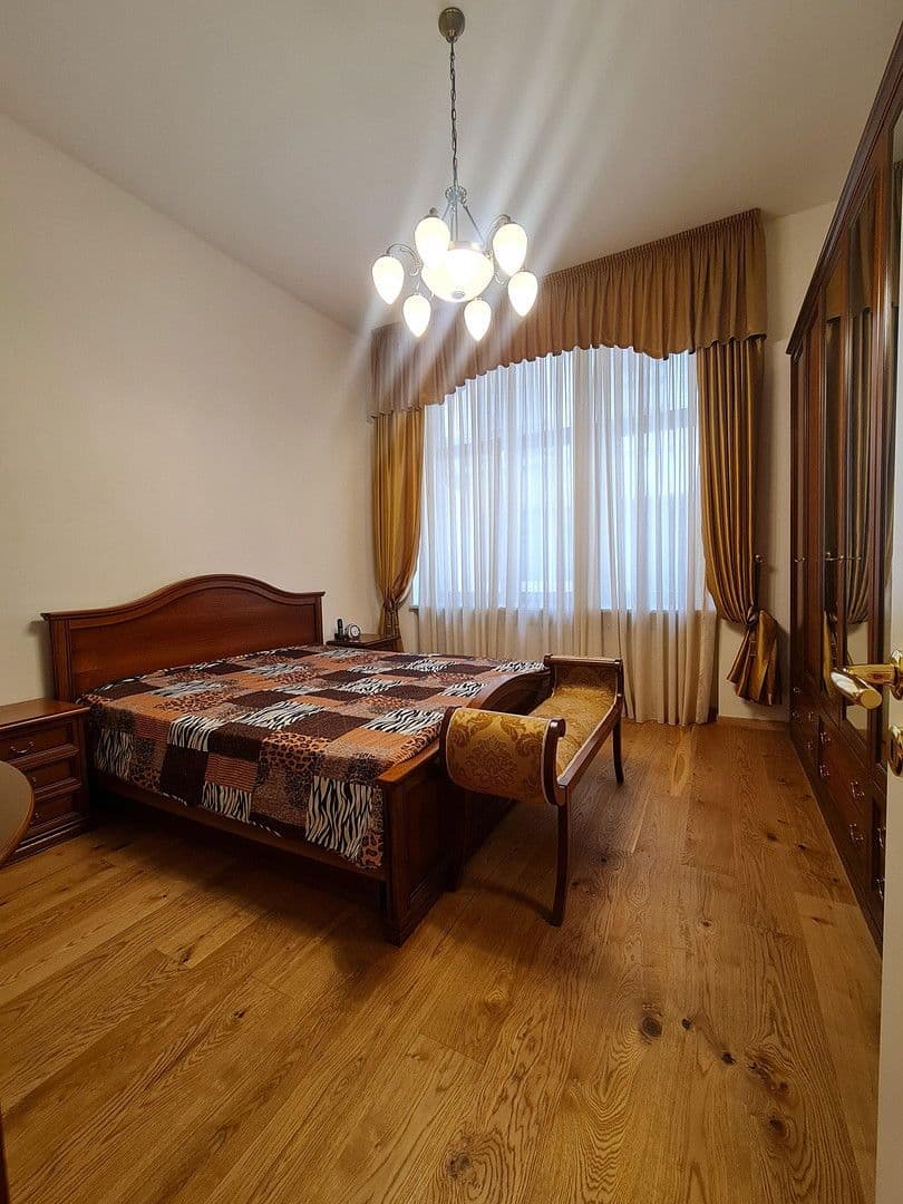 Predaj bytu 3-izbový 103 m², Baden-Baden, Bádensko-Wurttembersko Predaj bytu 3-izbový 103 m², Baden-Baden, Bádensko-Wurttembersko