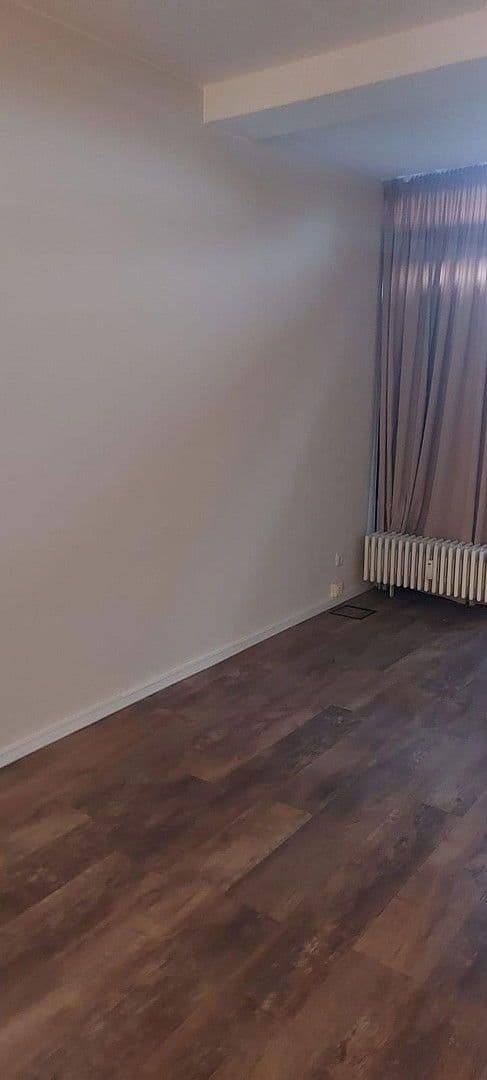 Prenájom kancelárie 950 m², Führser Mühlweg 70, 31582, Nienburg/Weser, Dolné Sasko Prenájom kancelárie 950 m², Führser Mühlweg 70, 31582, Nienburg/Weser, Dolné Sasko