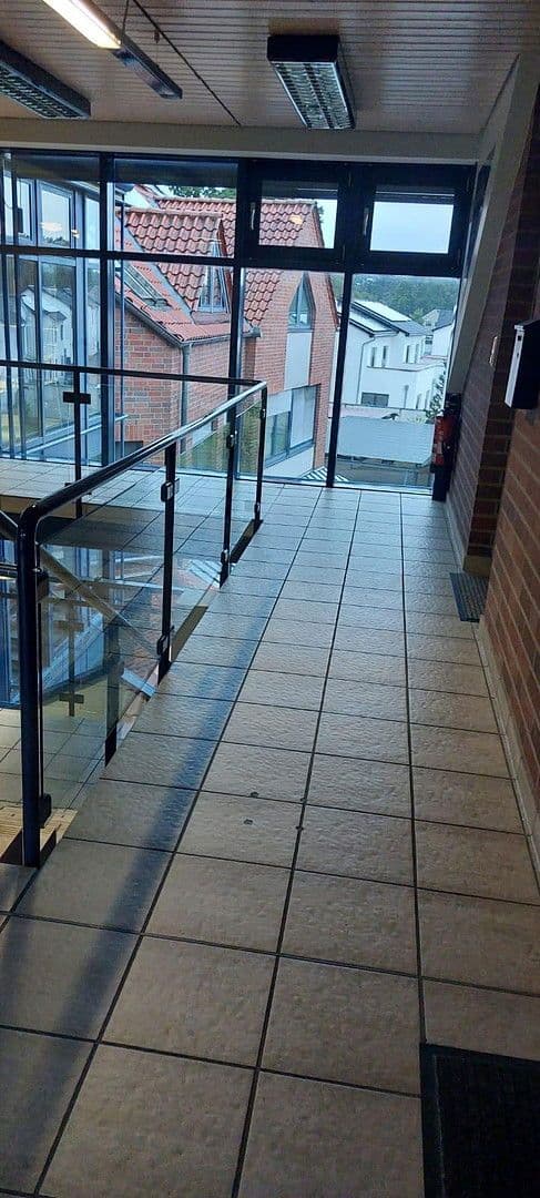 Prenájom kancelárie 950 m², Führser Mühlweg 70, 31582, Nienburg/Weser, Dolné Sasko Prenájom kancelárie 950 m², Führser Mühlweg 70, 31582, Nienburg/Weser, Dolné Sasko