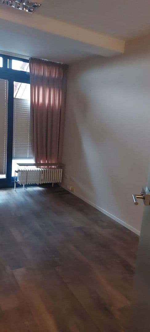 Prenájom kancelárie 950 m², Führser Mühlweg 70, 31582, Nienburg/Weser, Dolné Sasko Prenájom kancelárie 950 m², Führser Mühlweg 70, 31582, Nienburg/Weser, Dolné Sasko