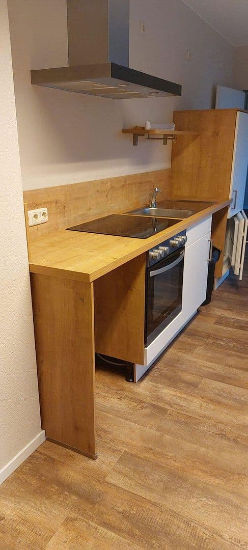 Prenájom kancelárie 950 m², Führser Mühlweg 70, 31582, Nienburg/Weser, Dolné Sasko Prenájom kancelárie 950 m², Führser Mühlweg 70, 31582, Nienburg/Weser, Dolné Sasko