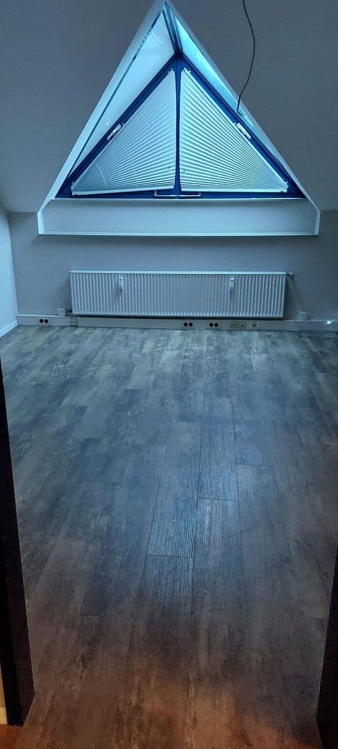 Prenájom kancelárie 950 m², Führser Mühlweg 70, 31582, Nienburg/Weser, Dolné Sasko Prenájom kancelárie 950 m², Führser Mühlweg 70, 31582, Nienburg/Weser, Dolné Sasko