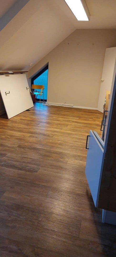 Prenájom kancelárie 950 m², Führser Mühlweg 70, 31582, Nienburg/Weser, Dolné Sasko Prenájom kancelárie 950 m², Führser Mühlweg 70, 31582, Nienburg/Weser, Dolné Sasko