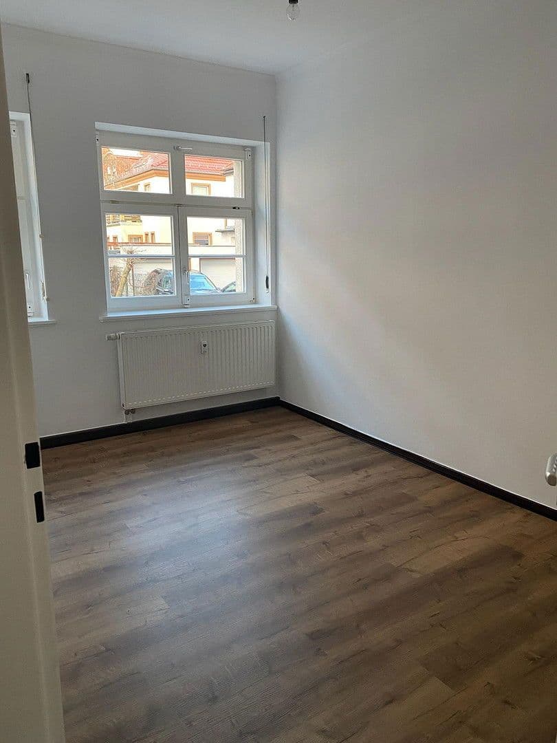 Predaj bytu 4-izbový 90 m², Adolph-Menzel-Strasse 11, Leipzig, Sasko Predaj bytu 4-izbový 90 m², Adolph-Menzel-Strasse 11, Leipzig, Sasko