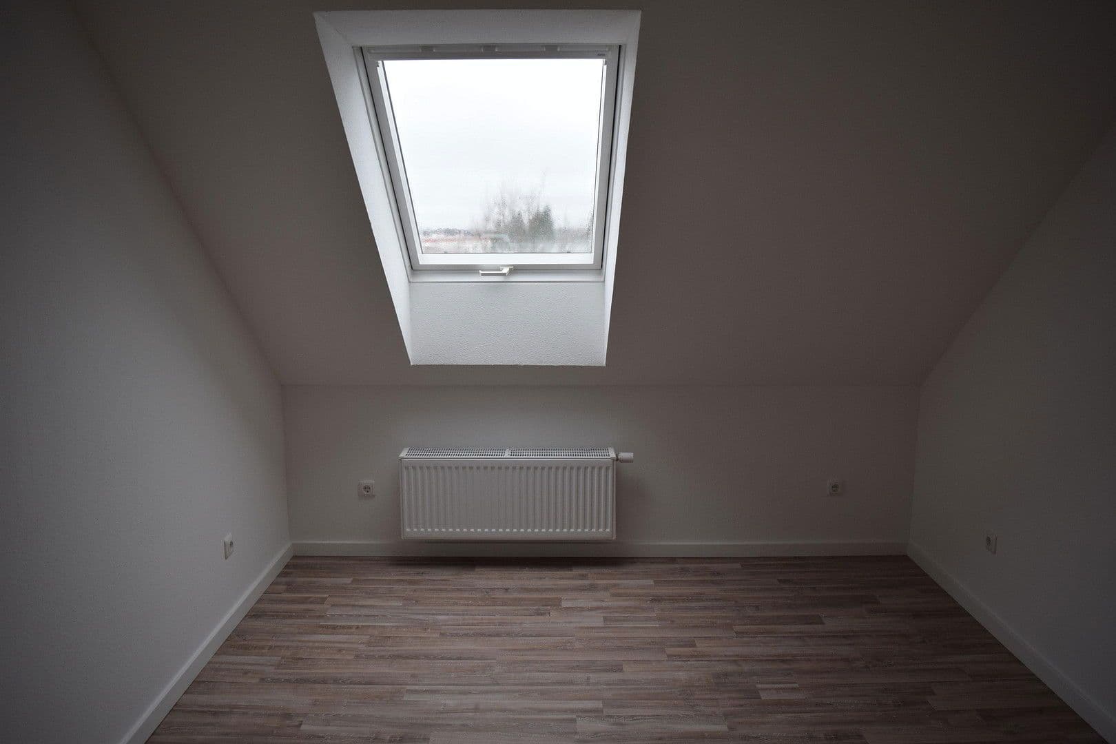 Prenájom kancelárie 73 m², Riedstadt, Hesensko Prenájom kancelárie 73 m², Riedstadt, Hesensko