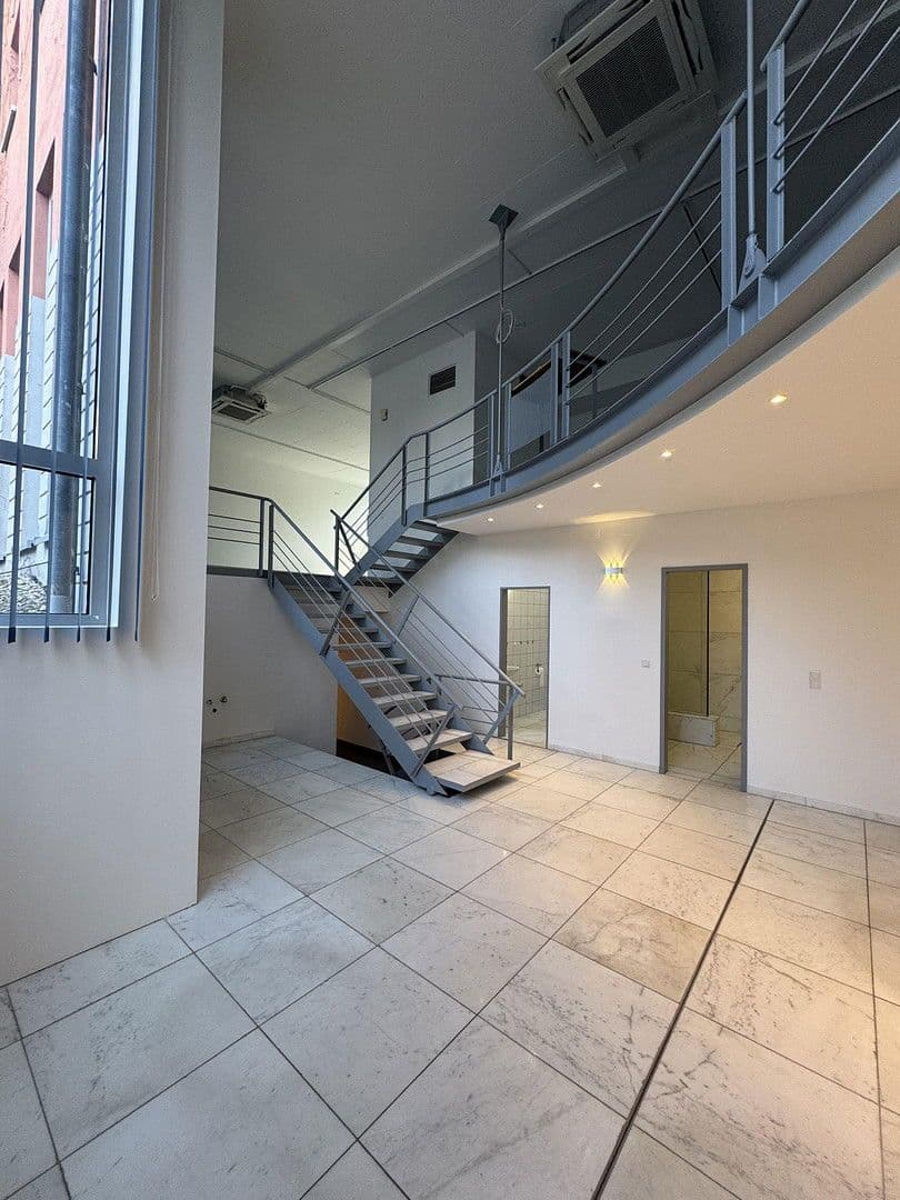 Prenájom kancelárie 315 m², Münchener Straße 113, Ingolstadt, Bavorsko Prenájom kancelárie 315 m², Münchener Straße 113, Ingolstadt, Bavorsko