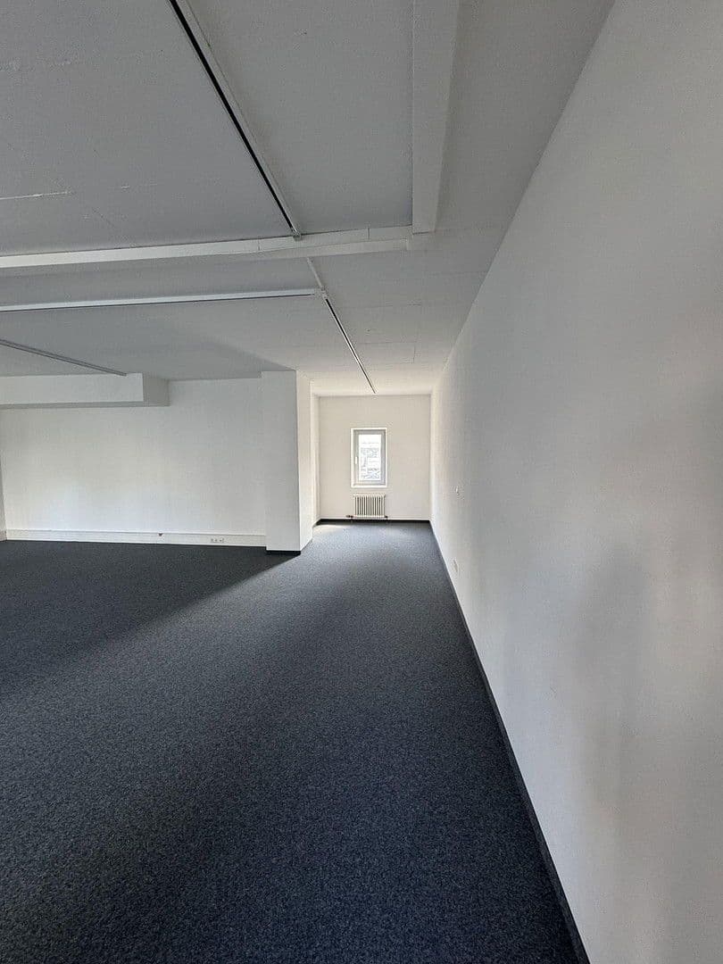 Prenájom kancelárie 315 m², Münchener Straße 113, Ingolstadt, Bavorsko Prenájom kancelárie 315 m², Münchener Straße 113, Ingolstadt, Bavorsko