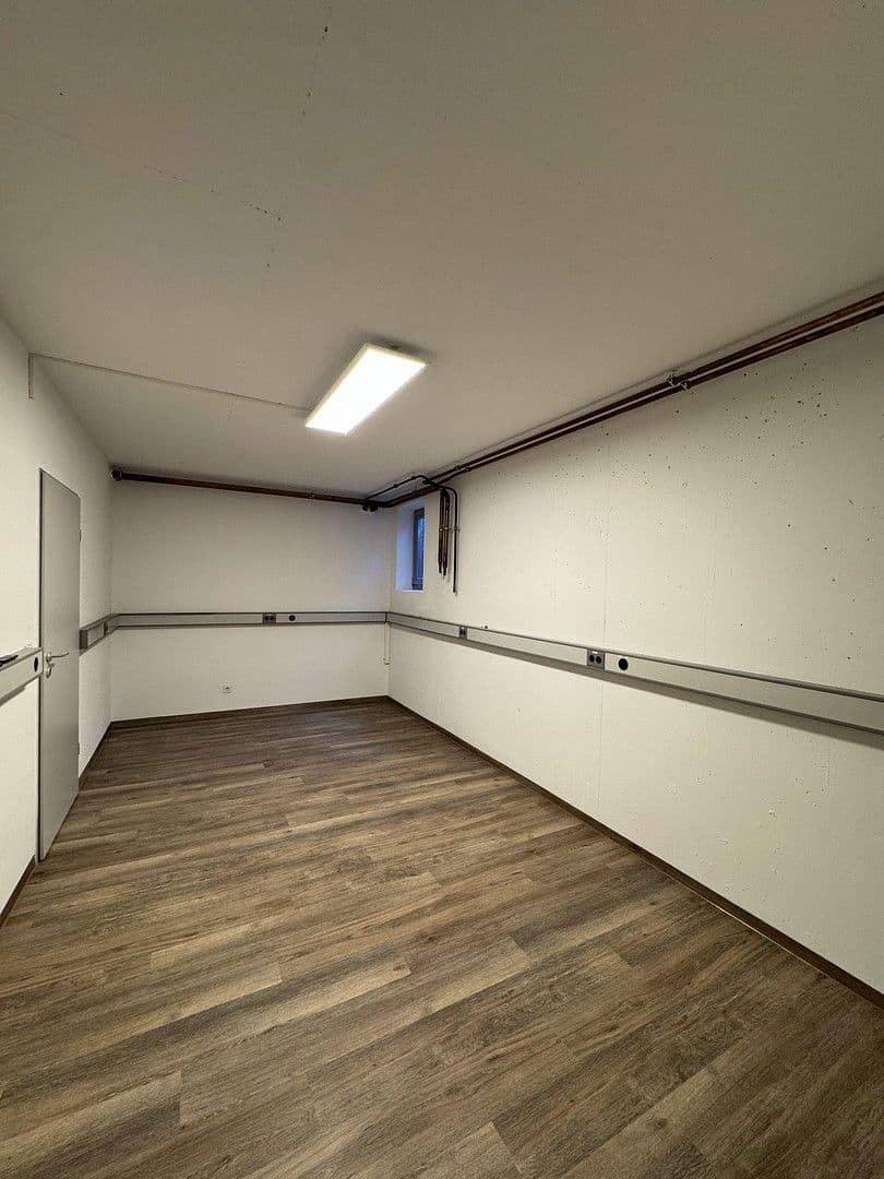 Prenájom kancelárie 315 m², Münchener Straße 113, Ingolstadt, Bavorsko Prenájom kancelárie 315 m², Münchener Straße 113, Ingolstadt, Bavorsko