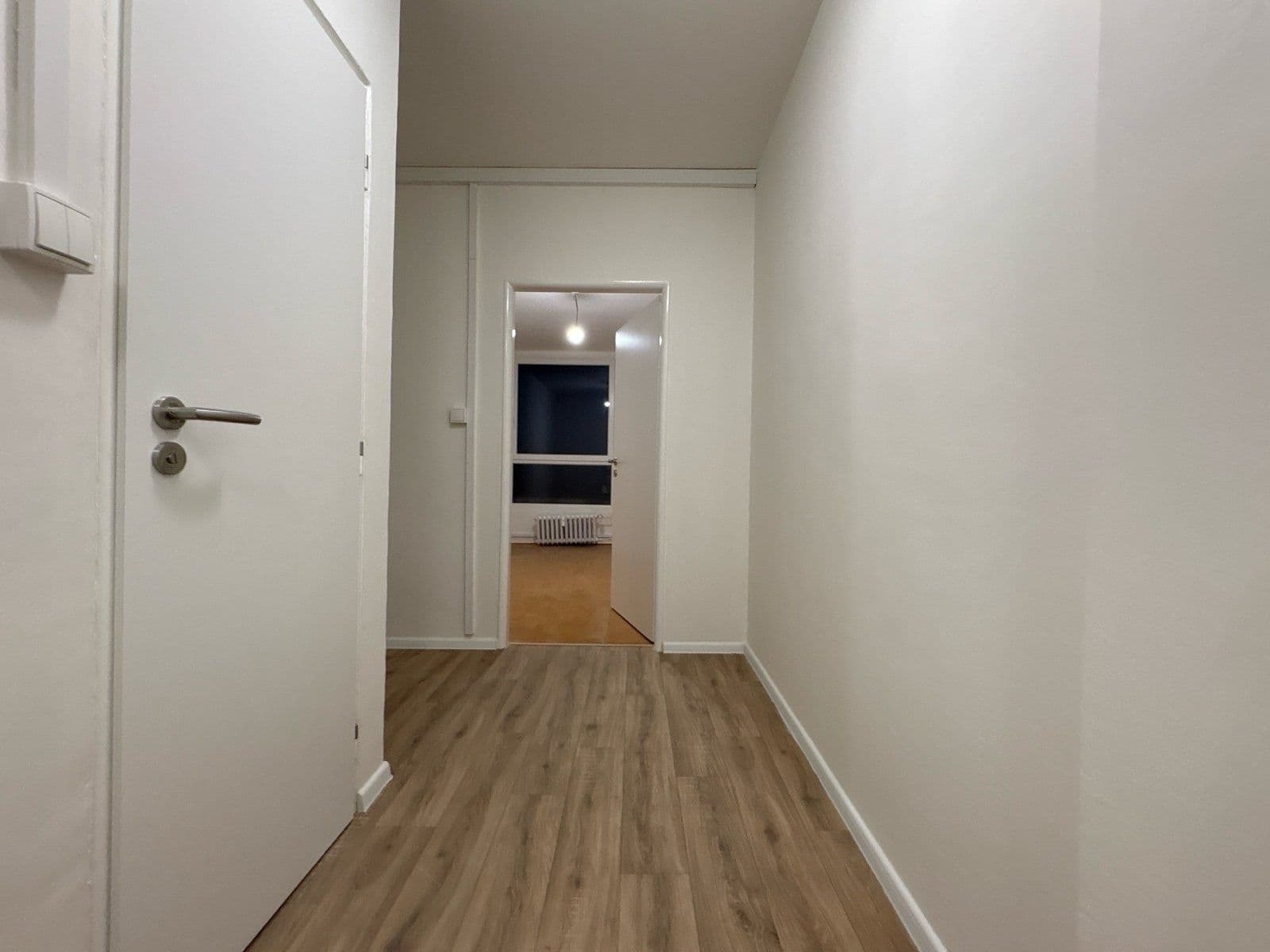 Prenájom bytu 3-izbový 71 m², Československé armády, Frýdek-Místek, Moravskoslezský kraj Prenájom bytu 3-izbový 71 m², Československé armády, Frýdek-Místek, Moravskoslezský kraj