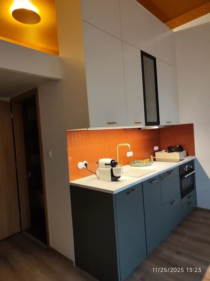 Prenájom bytu 1-izbový 20 m², Sokolská, Praha, Praha Prenájom bytu 1-izbový 20 m², Sokolská, Praha, Praha