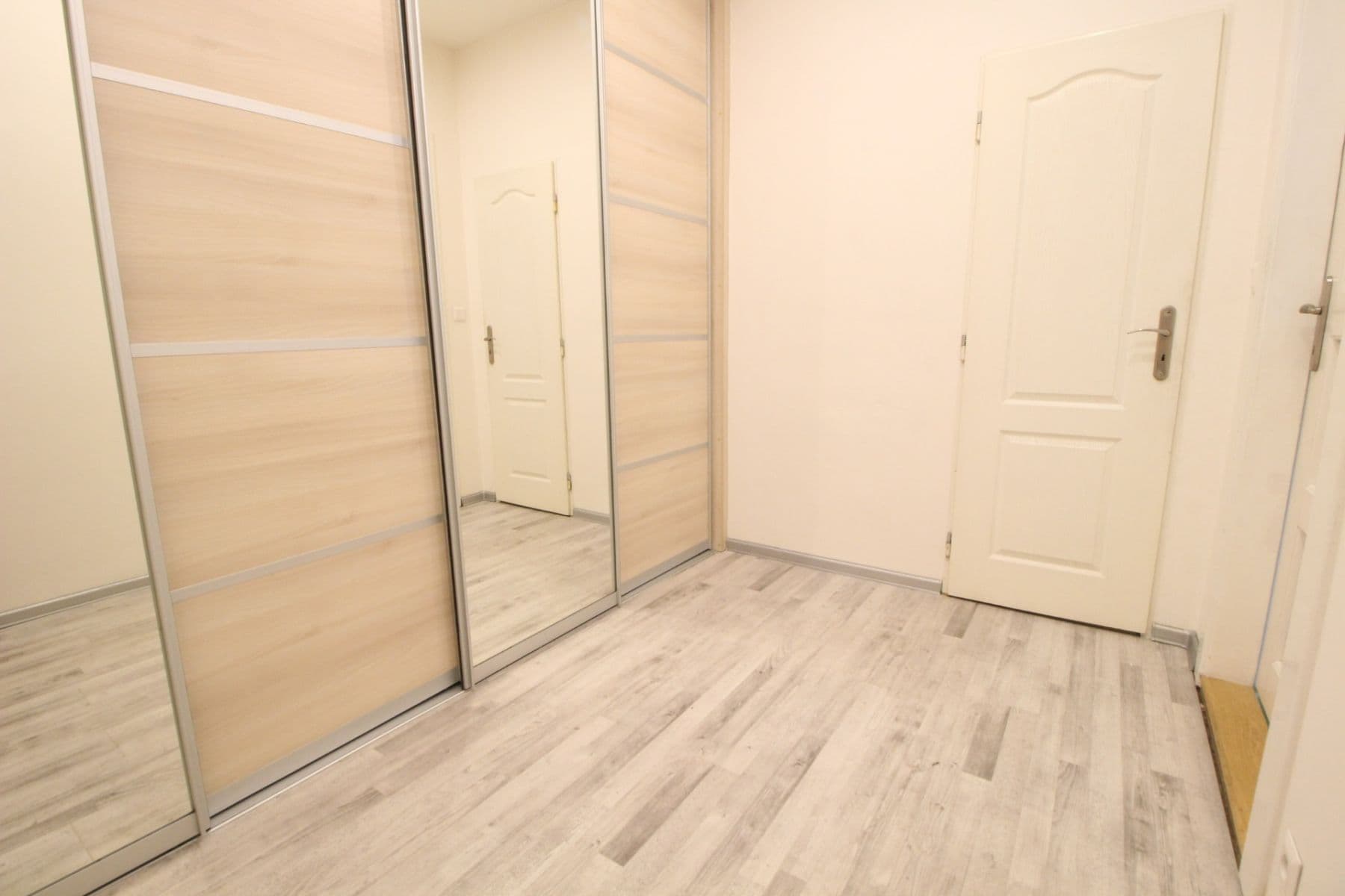 Prenájom bytu 2-izbový 54 m², Štěpánkova, Beroun, Středočeský kraj Prenájom bytu 2-izbový 54 m², Štěpánkova, Beroun, Středočeský kraj