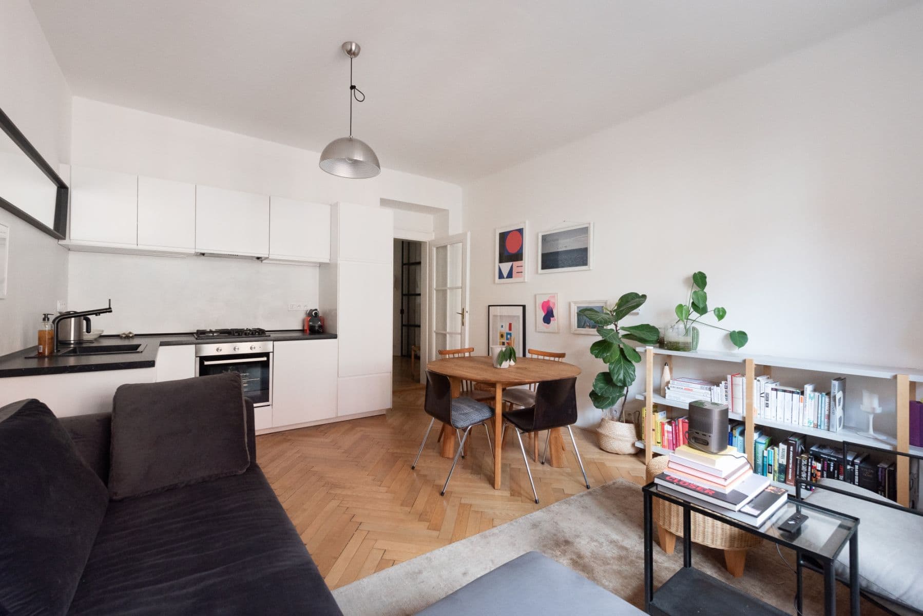 Prenájom bytu 73 m², Tusarova, Praha, Praha Prenájom bytu 73 m², Tusarova, Praha, Praha