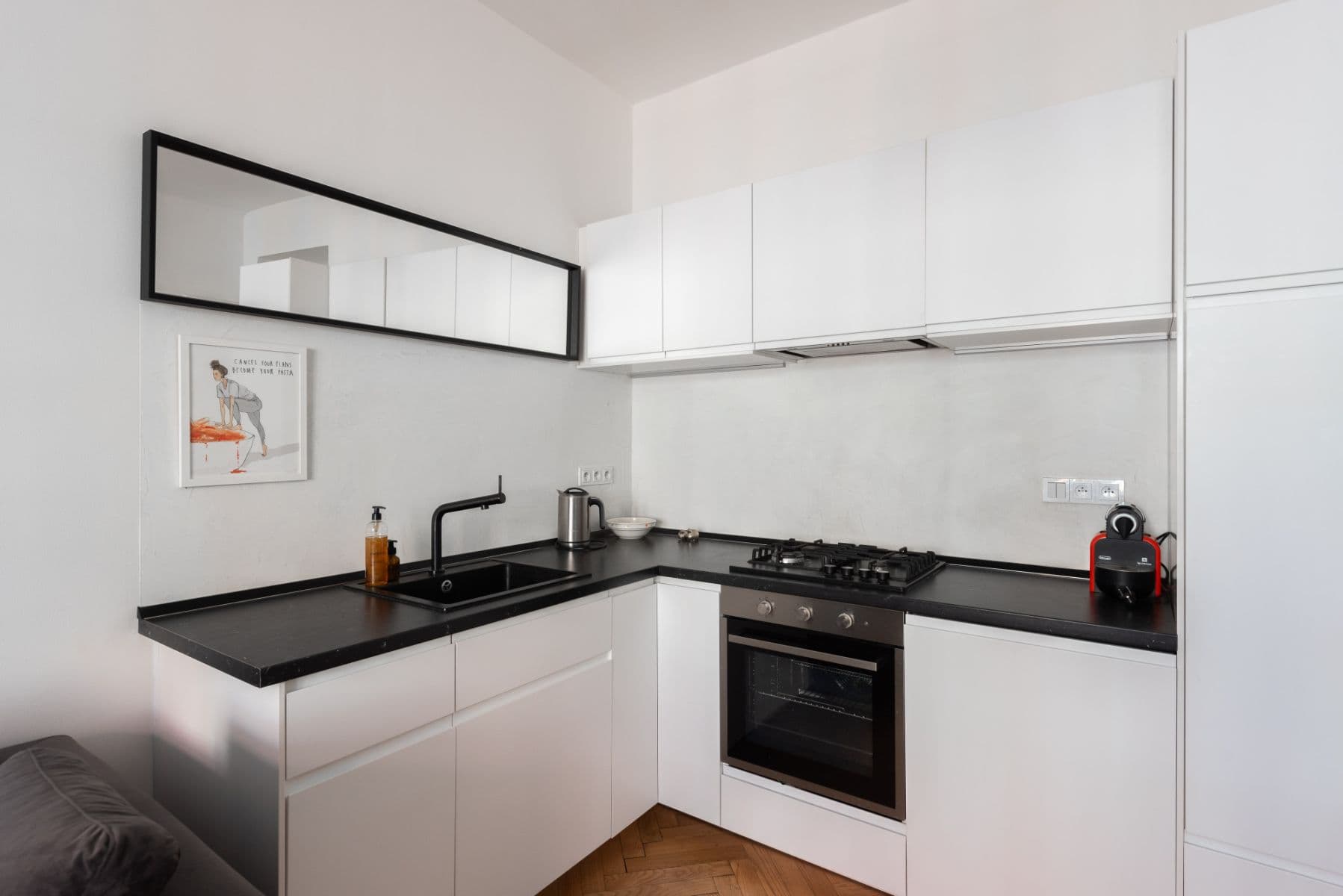 Prenájom bytu 73 m², Tusarova, Praha, Praha Prenájom bytu 73 m², Tusarova, Praha, Praha