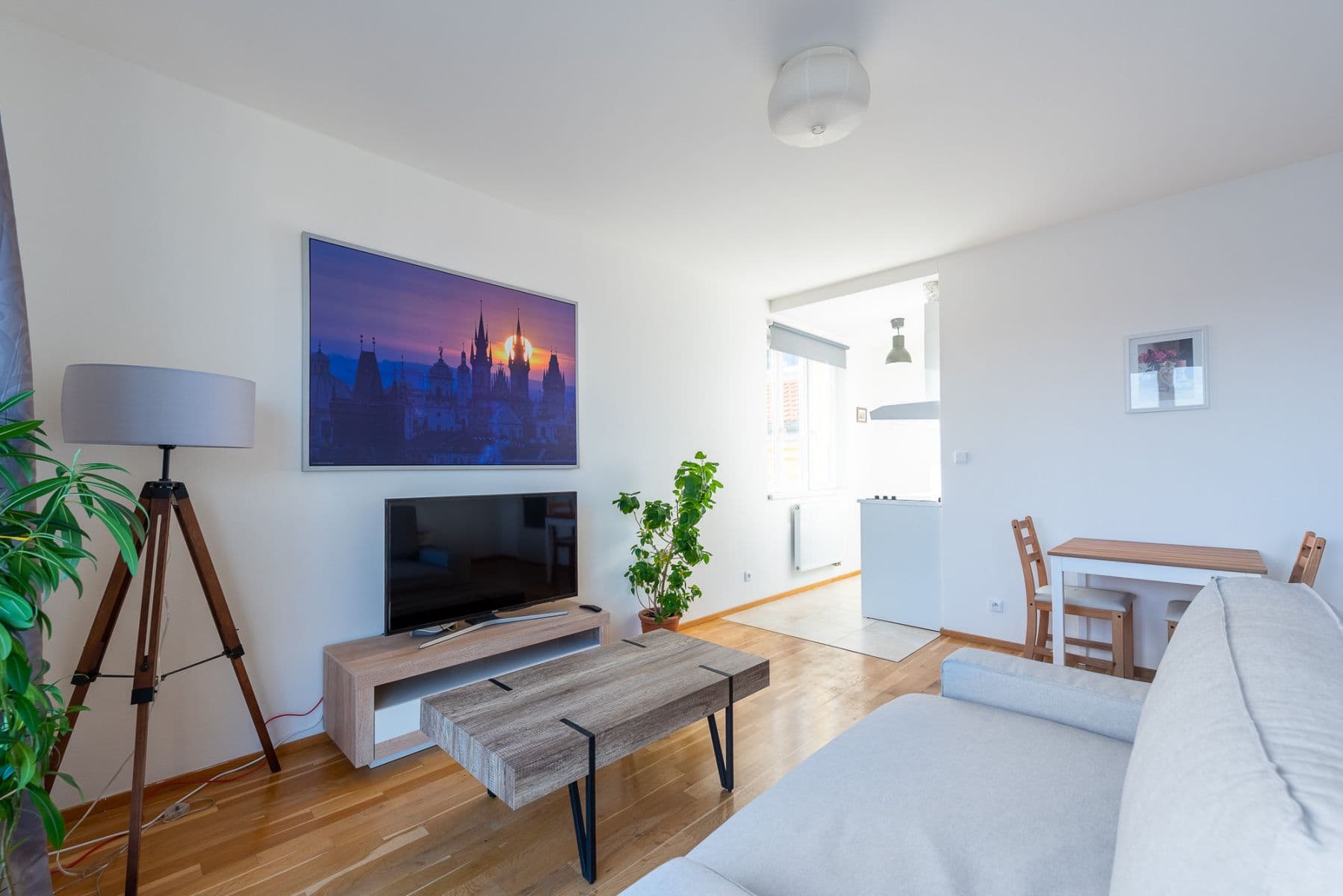 Prenájom bytu 38 m², Šafaříkova, Praha, Praha Prenájom bytu 38 m², Šafaříkova, Praha, Praha