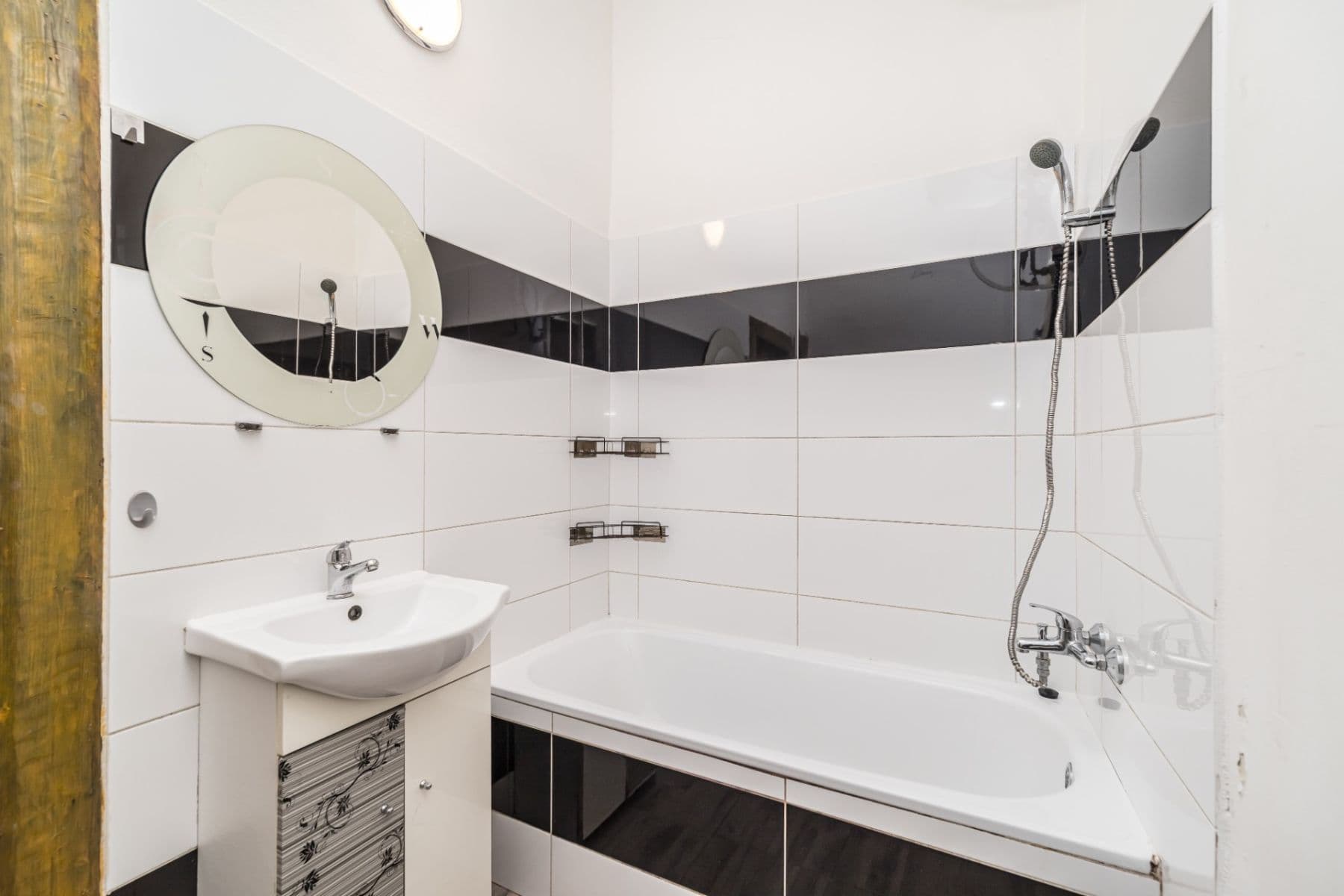 Predaj bytu 3-izbový 95 m², Horní, Praha, Praha Predaj bytu 3-izbový 95 m², Horní, Praha, Praha