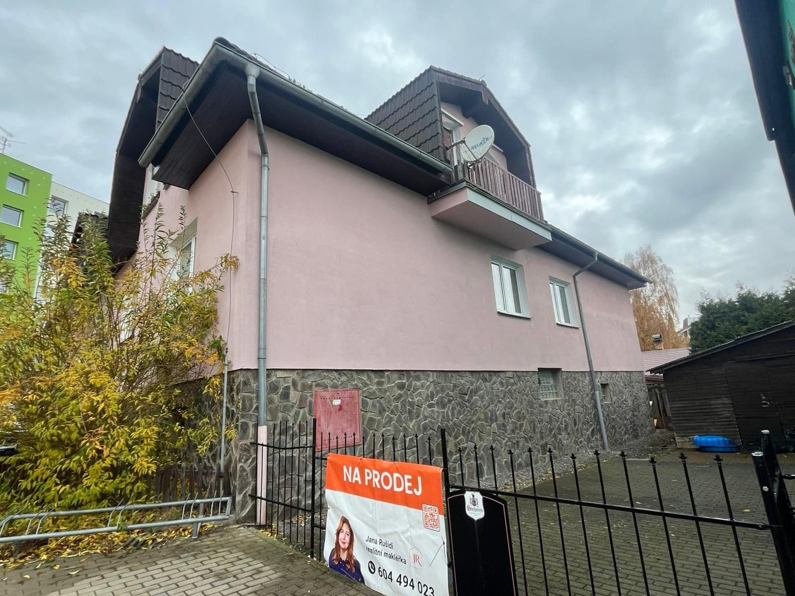 Prenájom bytu 3-izbový 75 m², Na Výšině, Havlíčkův Brod, Kraj Vysočina Prenájom bytu 3-izbový 75 m², Na Výšině, Havlíčkův Brod, Kraj Vysočina