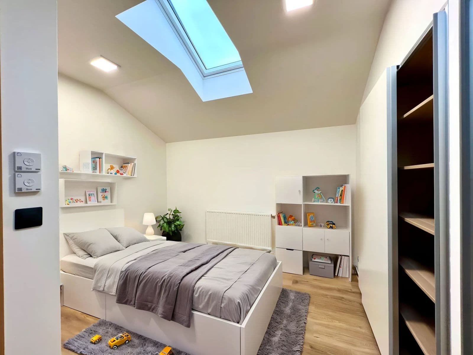 Predaj bytu 3-izbový 118 m², V Zeleném údolí, Praha, Praha Predaj bytu 3-izbový 118 m², V Zeleném údolí, Praha, Praha