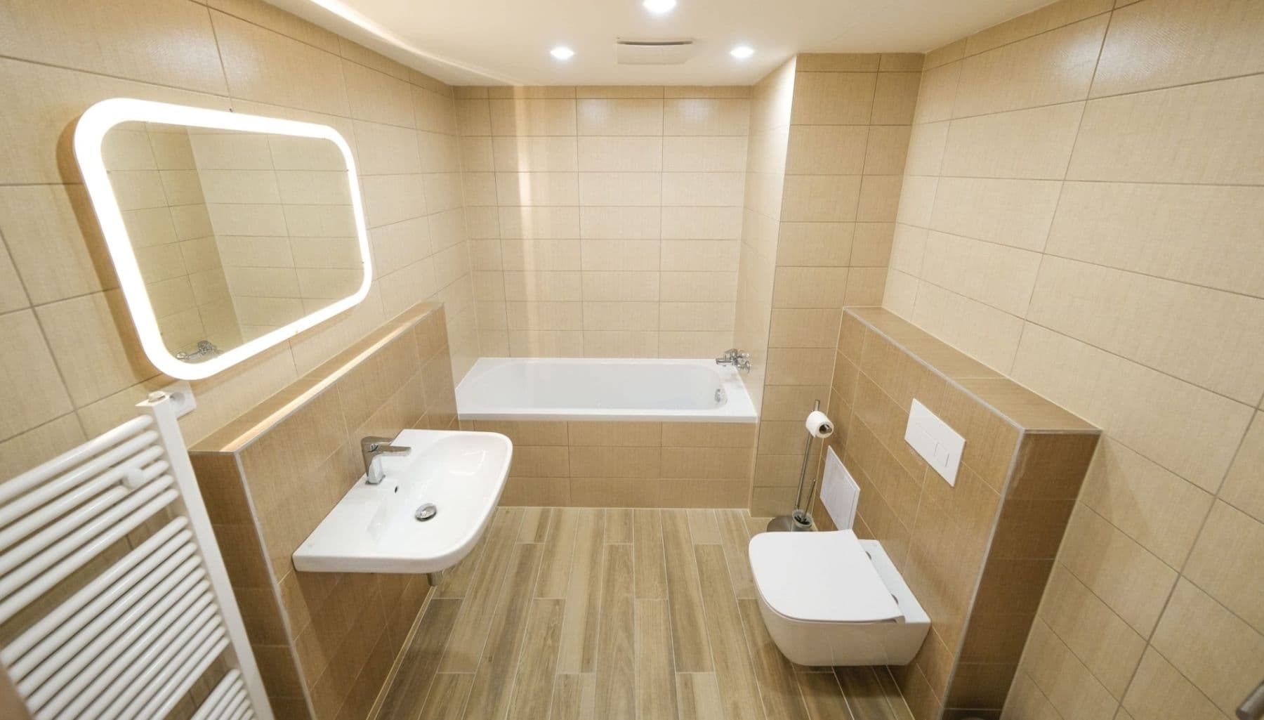 Predaj bytu 2-izbový 52 m², Lázeňská, Slaný, Středočeský kraj Predaj bytu 2-izbový 52 m², Lázeňská, Slaný, Středočeský kraj