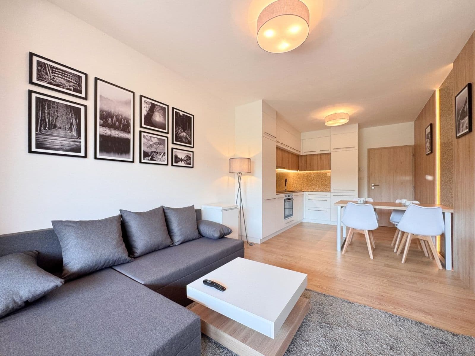 Predaj bytu 2-izbový 47 m², Lázeňská, Slaný, Středočeský kraj Predaj bytu 2-izbový 47 m², Lázeňská, Slaný, Středočeský kraj