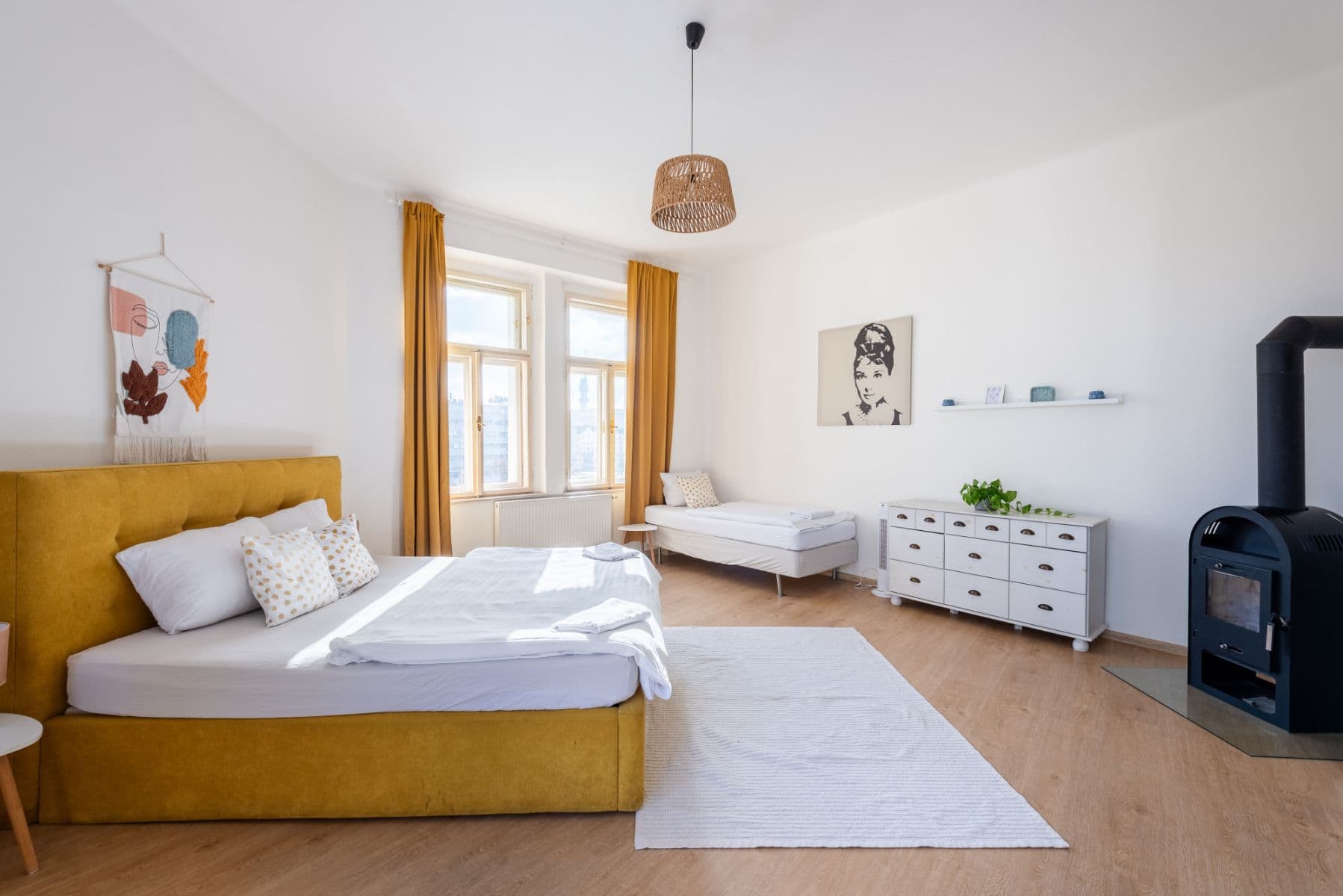 Prenájom bytu 57 m², Těšnov, Praha, Praha Prenájom bytu 57 m², Těšnov, Praha, Praha