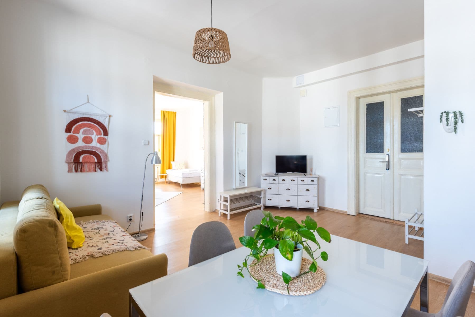 Prenájom bytu 57 m², Těšnov, Praha, Praha Prenájom bytu 57 m², Těšnov, Praha, Praha