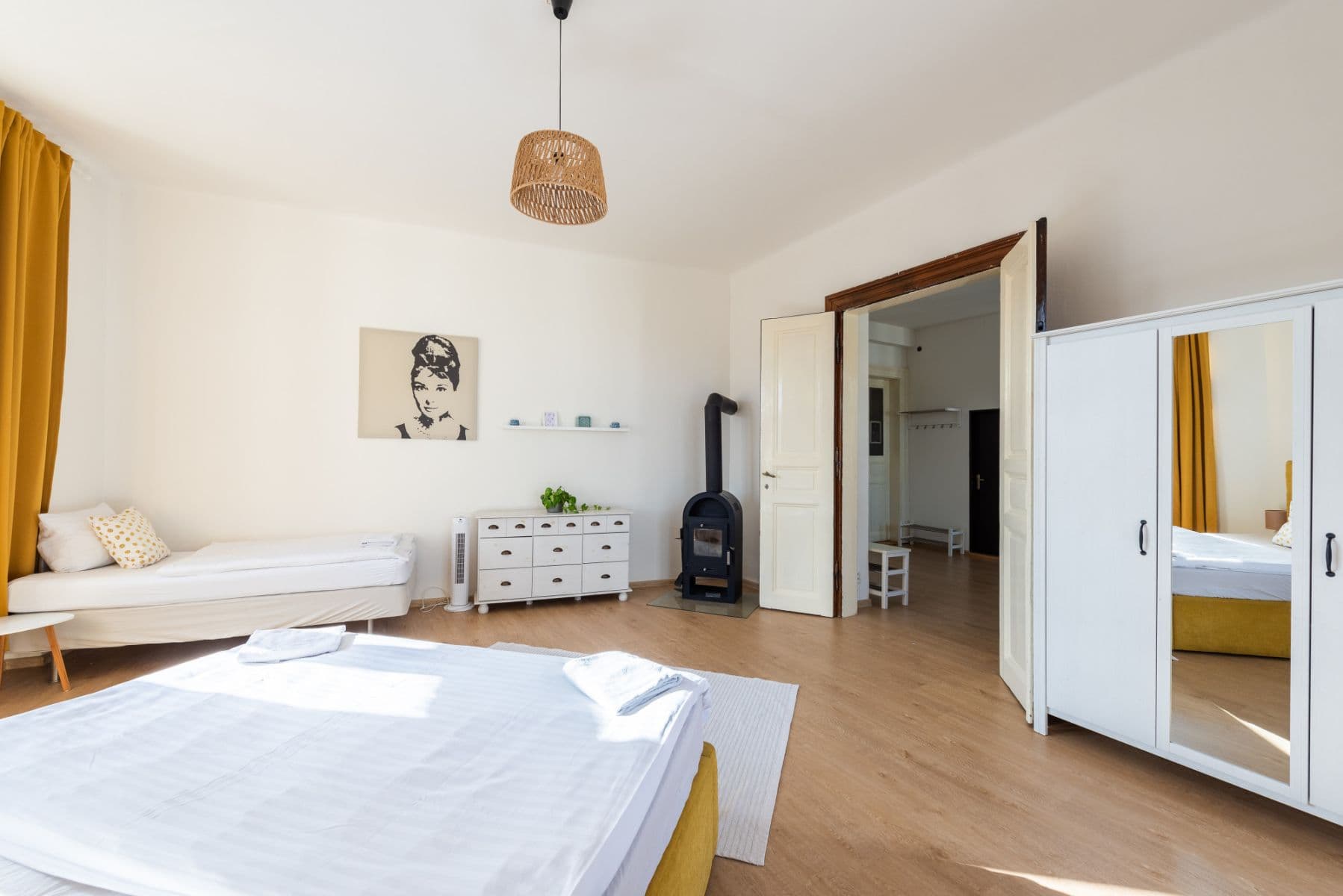 Prenájom bytu 57 m², Těšnov, Praha, Praha Prenájom bytu 57 m², Těšnov, Praha, Praha