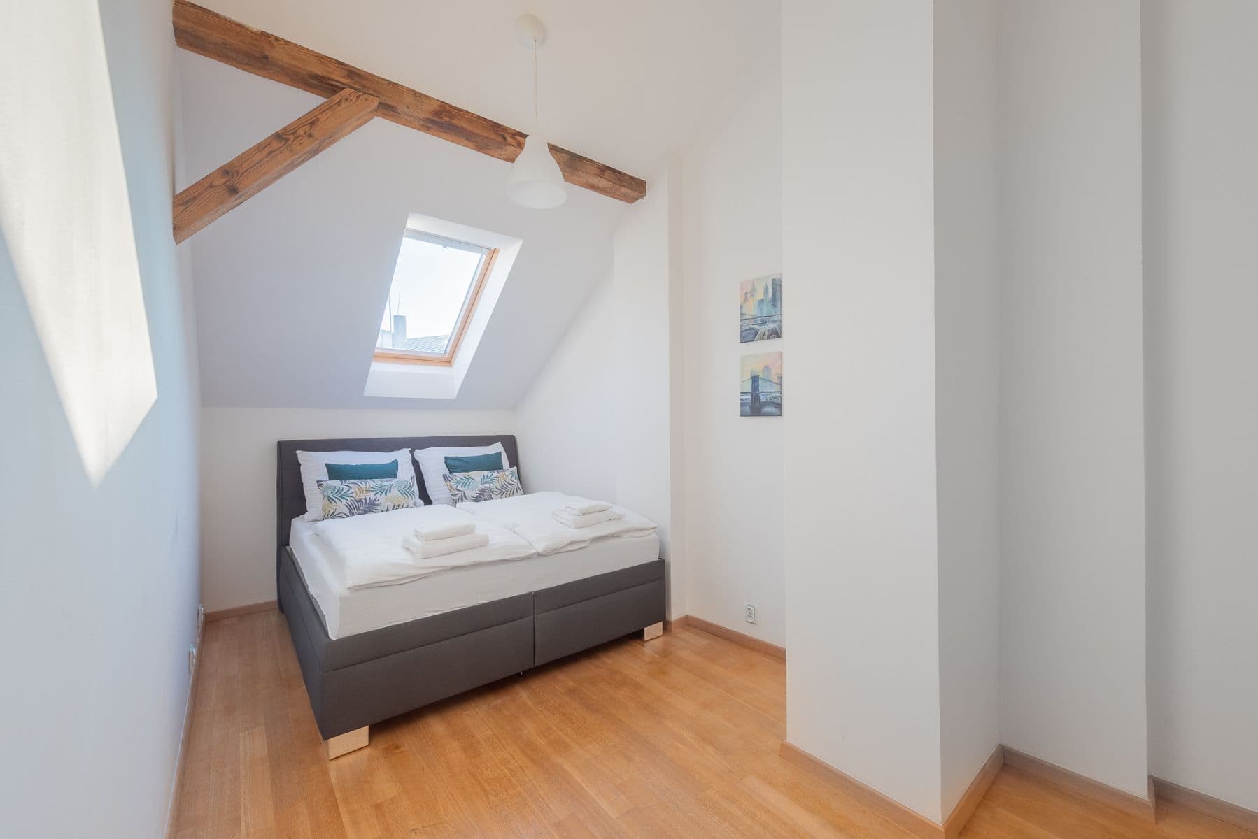 Prenájom bytu 126 m², Těšnov, Praha, Praha Prenájom bytu 126 m², Těšnov, Praha, Praha