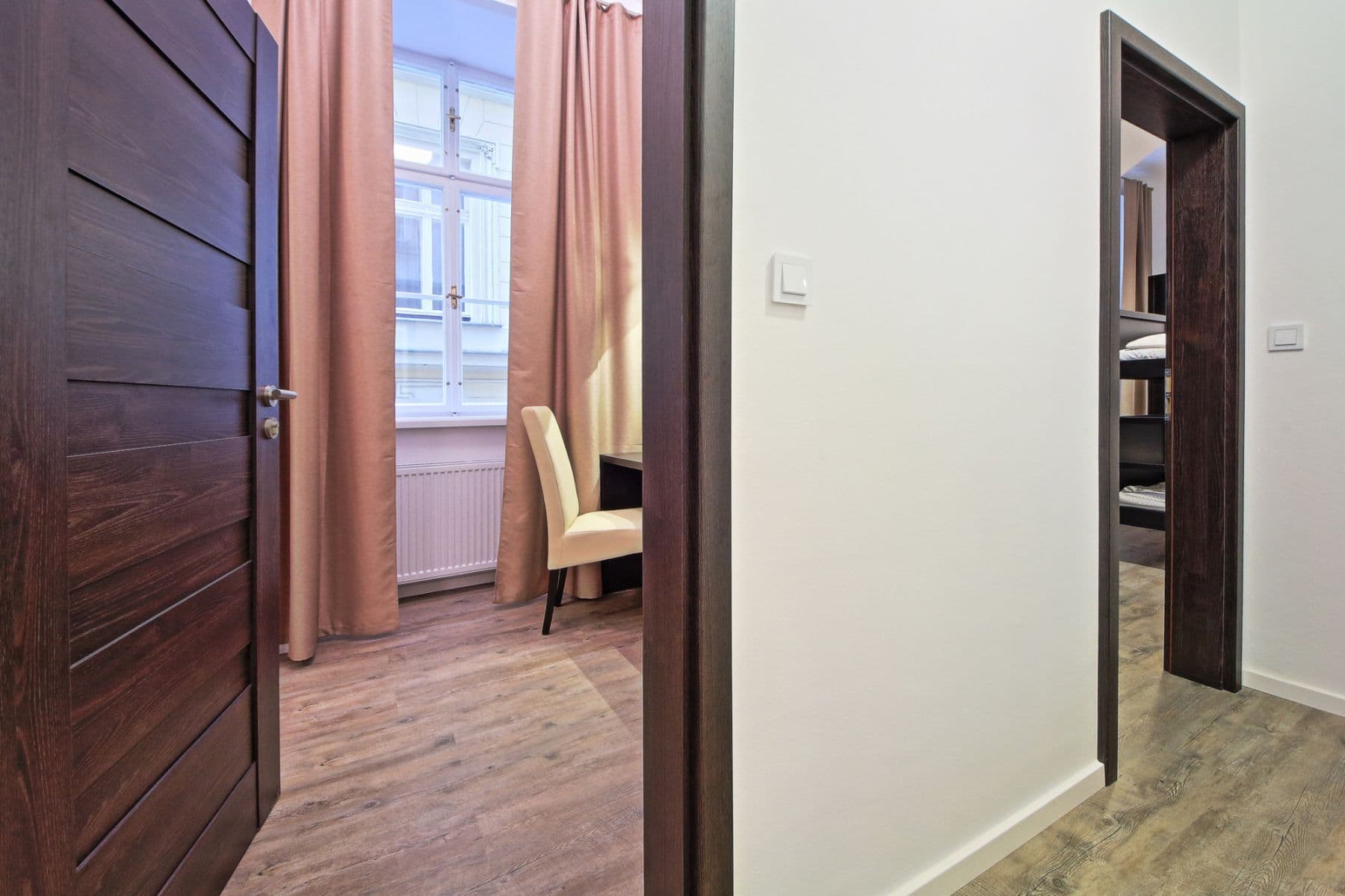 Prenájom bytu 125 m², Smetanovo nábřeží, Praha, Praha Prenájom bytu 125 m², Smetanovo nábřeží, Praha, Praha